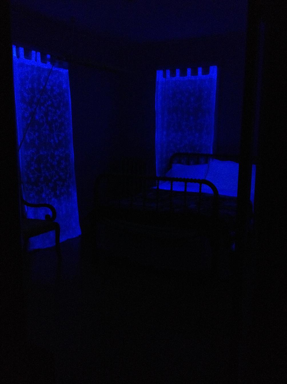 Set for 7-Page Paper with Sue Murad - 13 Dinners in 2013